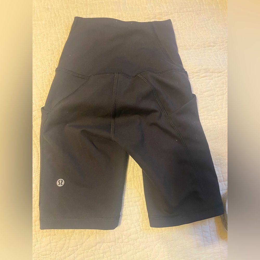 Black Lululemon shorts